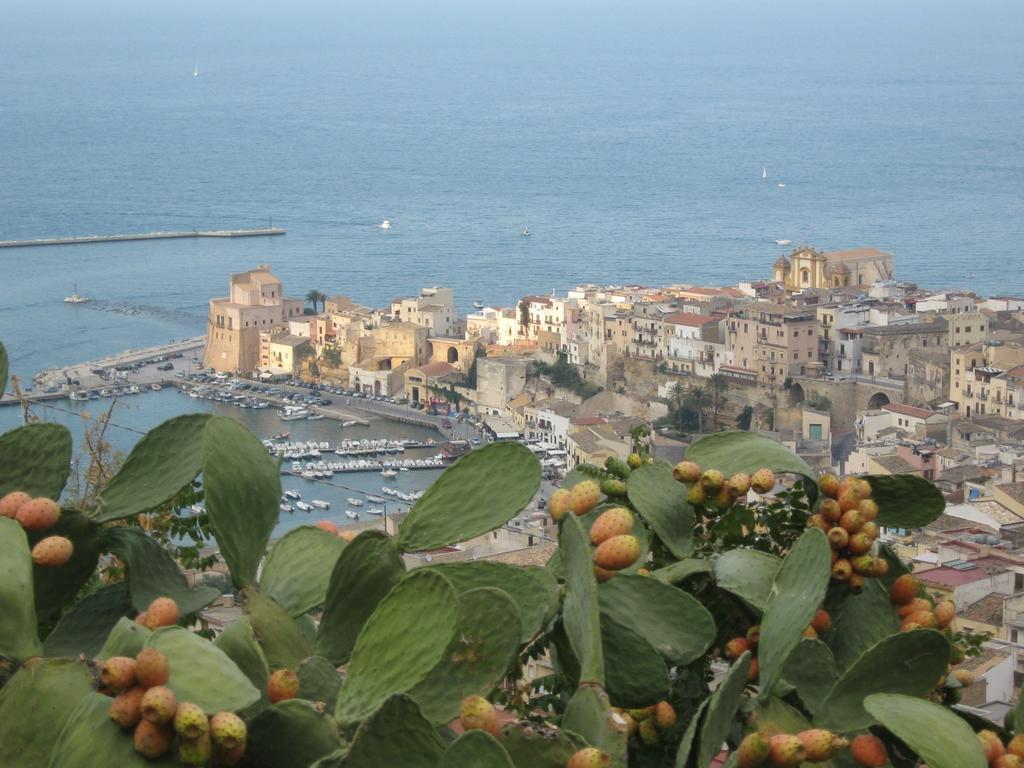Casa Chiarenza Hotel Castellammare del Golfo Exterior photo